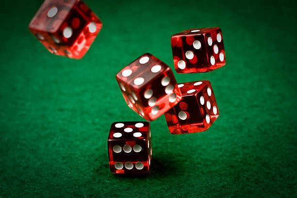 Wolf Gold payout table and betting options